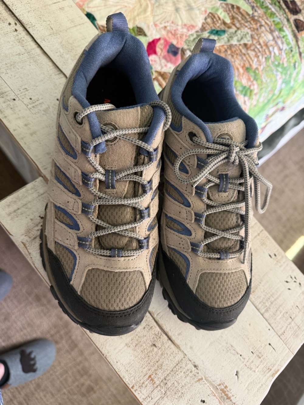MERRELL Moab women’s trail hiking shoes new 8.5